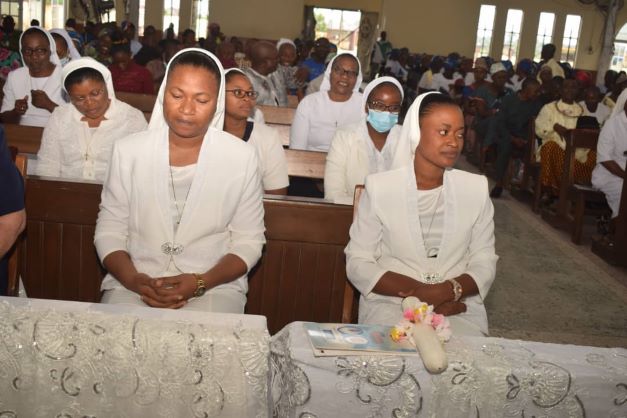 L R Sr. Blessing Ekanem and Sr. Francisca Obosherinor at their Perpetual Profession of Vows 002